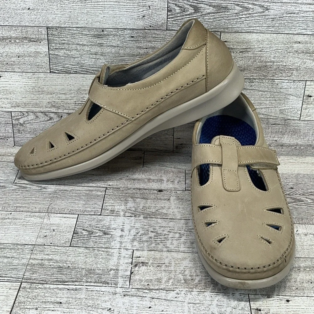SAS Roamer Slip On Loafer Tripad Comfort Beige Shoes Women Size 10M‎